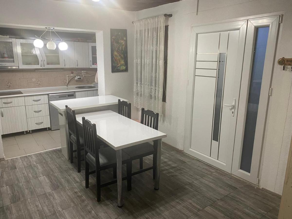 Iliovski Inn - Just Like Home Prilep Extérieur photo