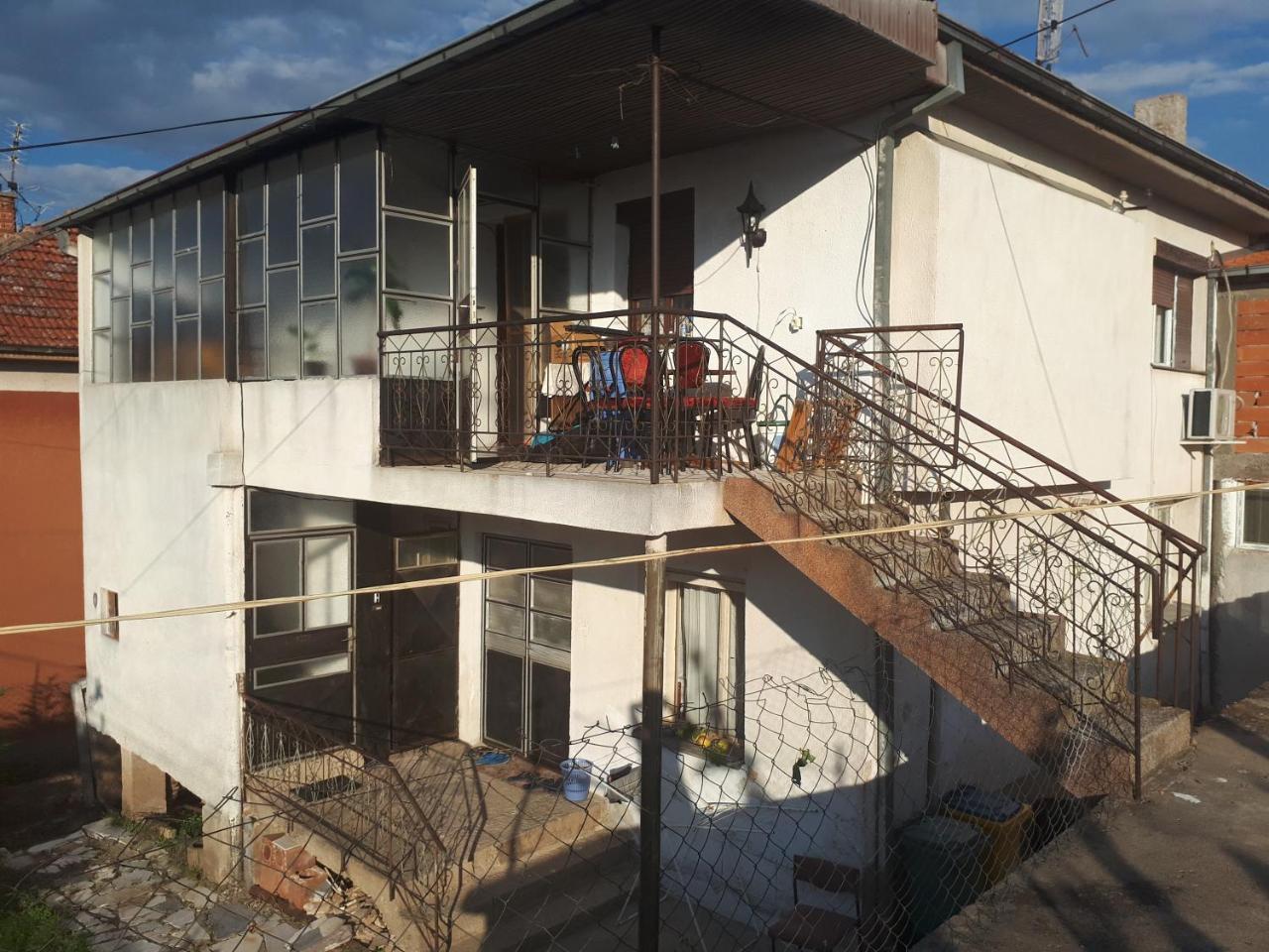 Iliovski Inn - Just Like Home Prilep Extérieur photo