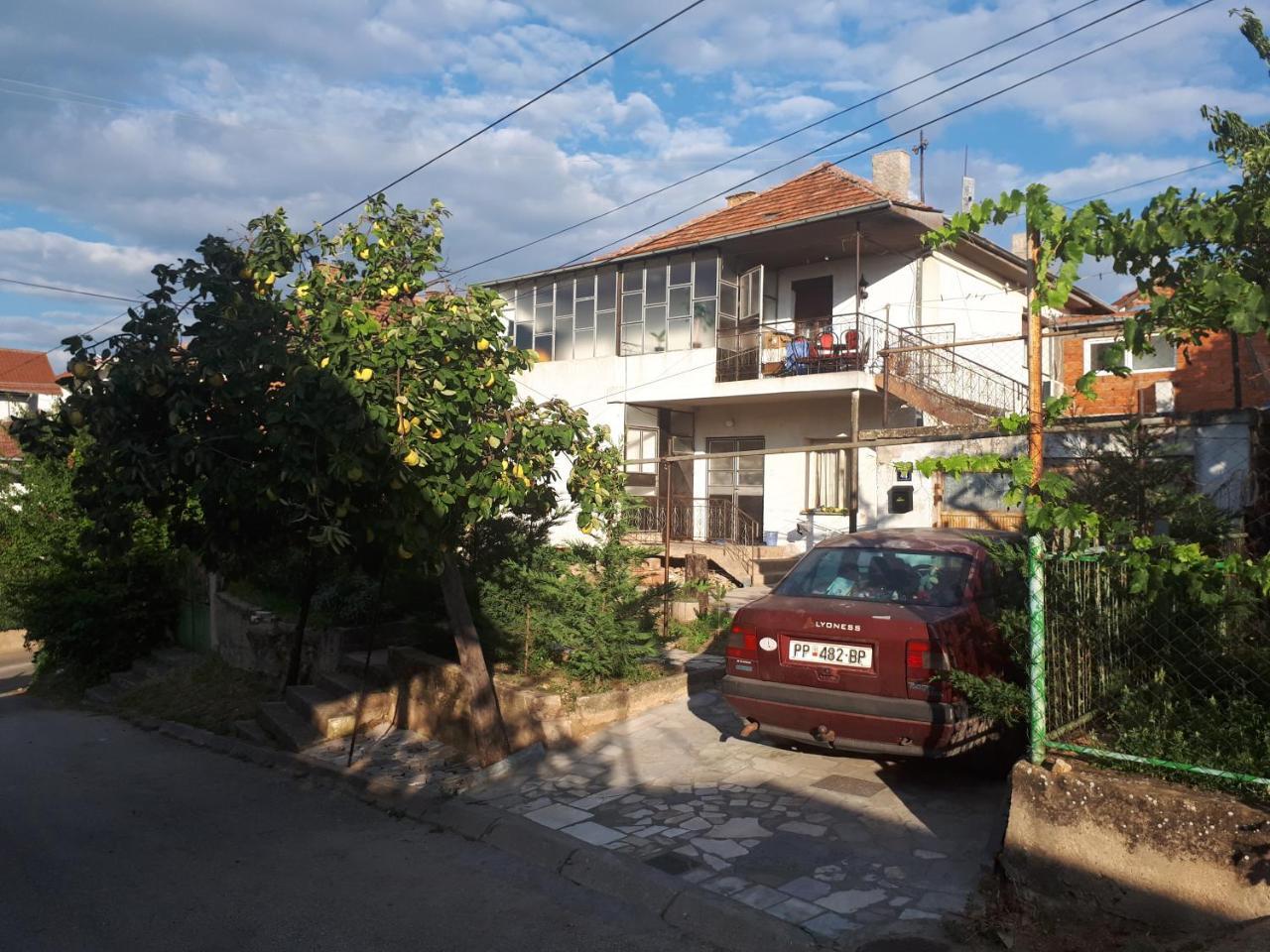 Iliovski Inn - Just Like Home Prilep Extérieur photo